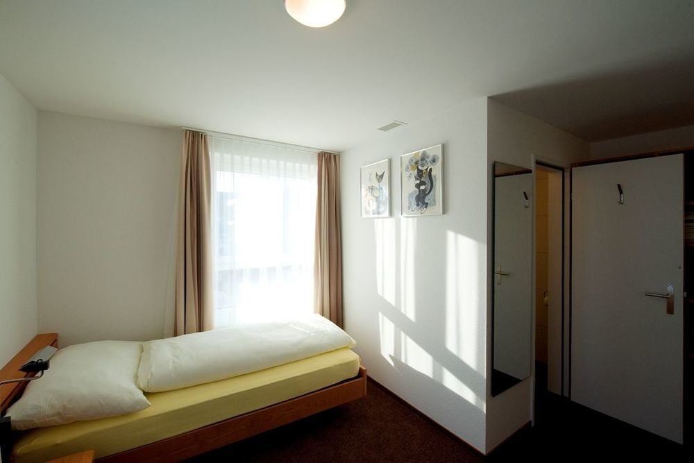 Hotel Freihof Swiss Lodge Unterägeri Quarto foto